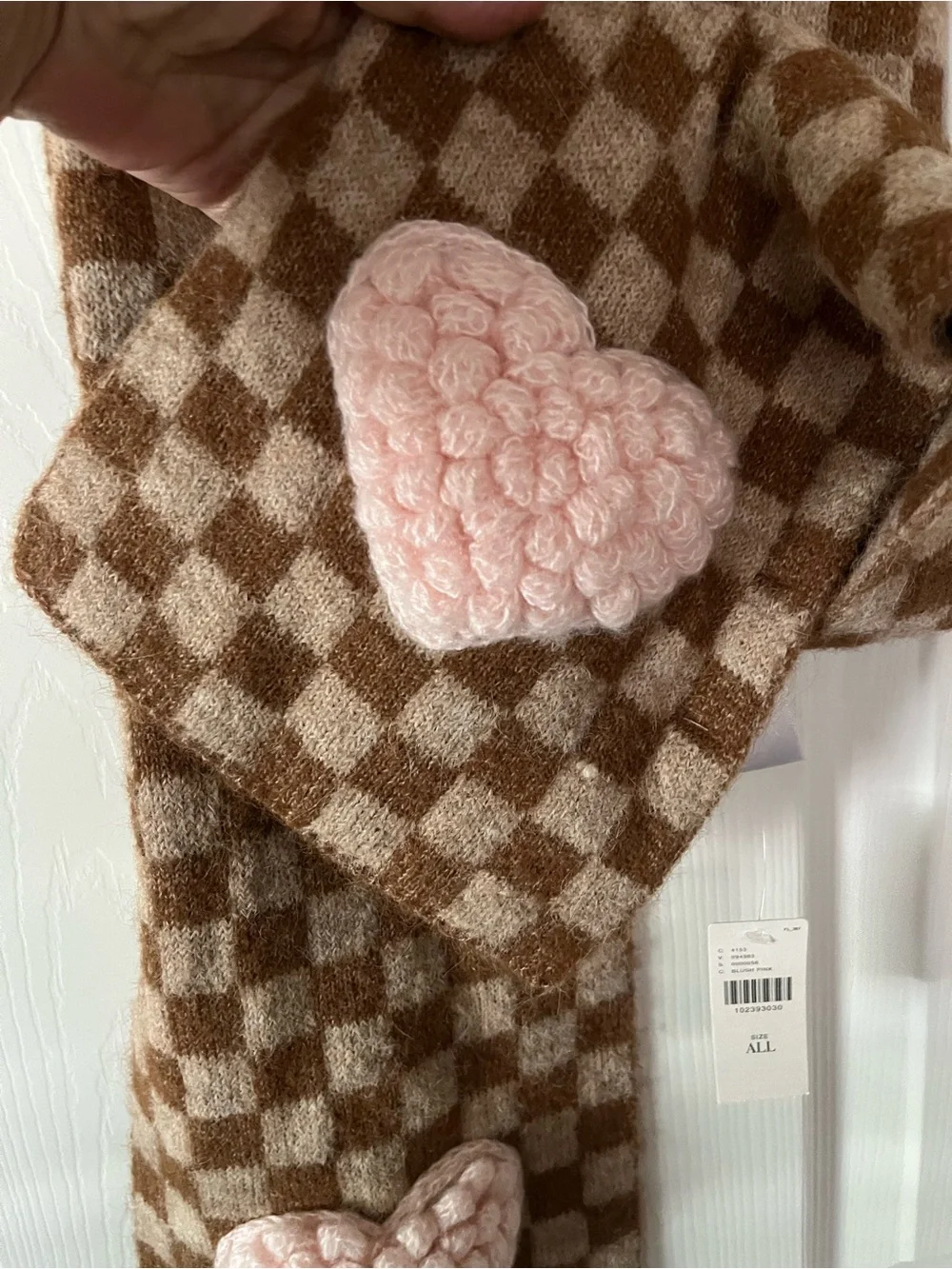 NWT Maeve Anthropology One Size Checkerboard Scarf, Raised Pink Heart Appliqués
